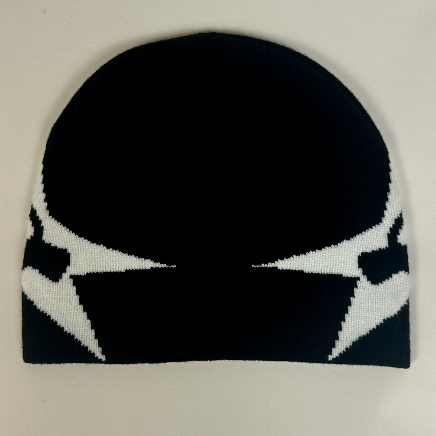 Neo star beanie